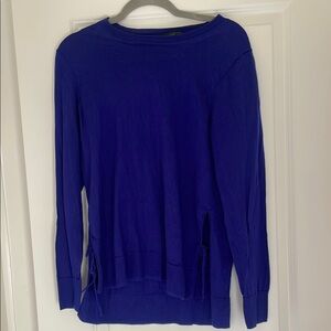 Elegant Blue Women's Sweater